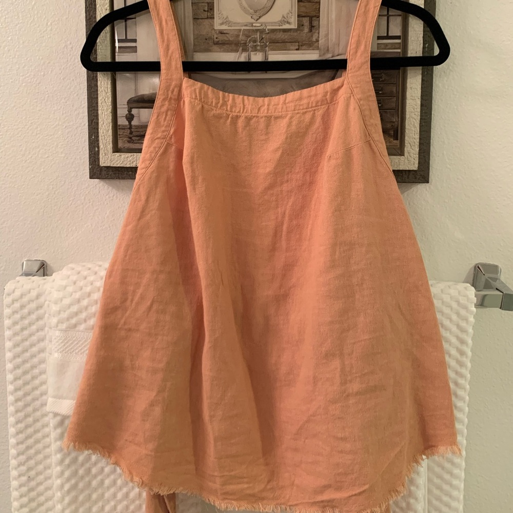 Peach/beige top